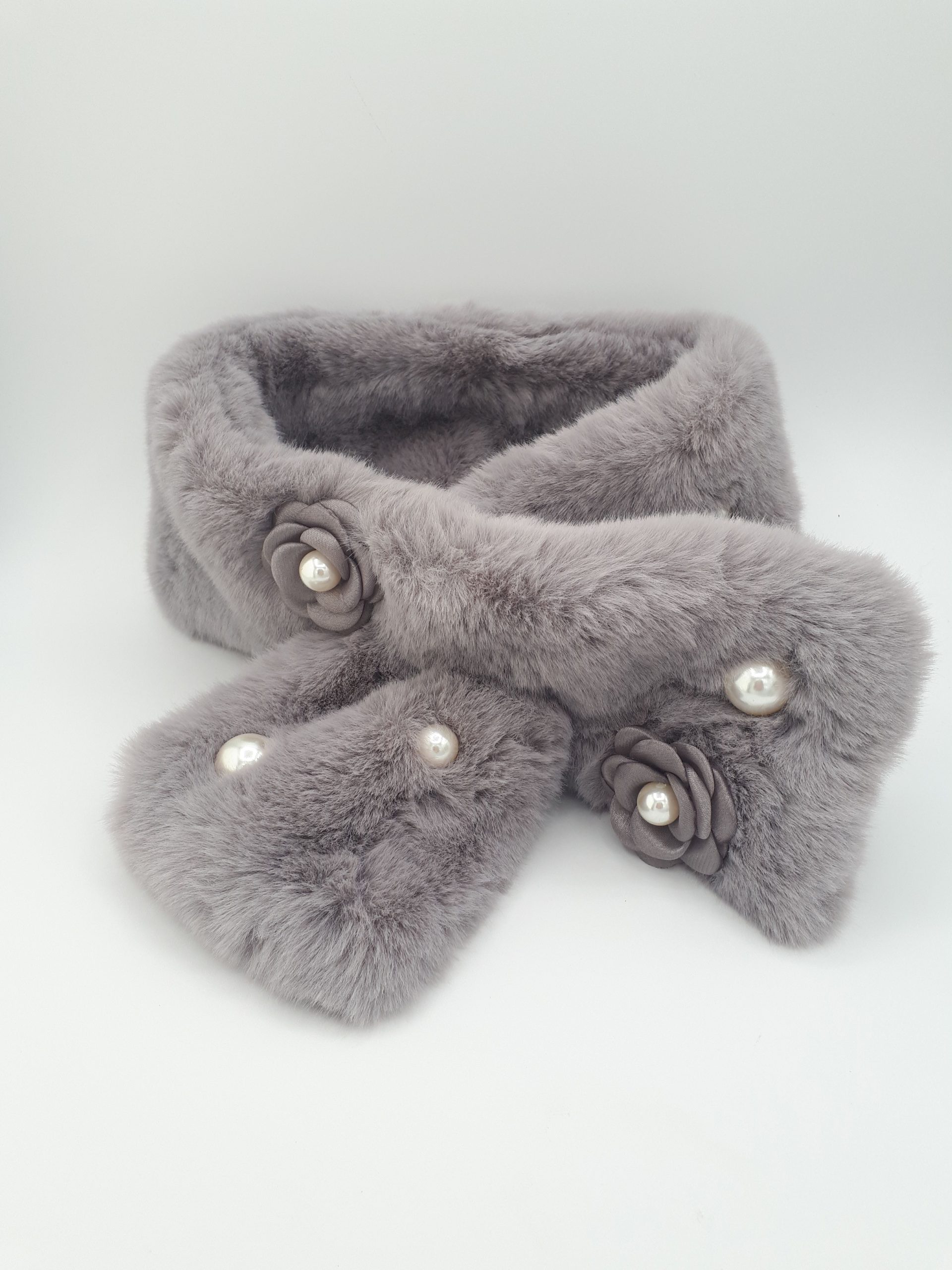 Pearl & Floral Faux Collar Grey